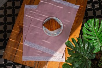 Linen Tablemat With Lace in Pink
